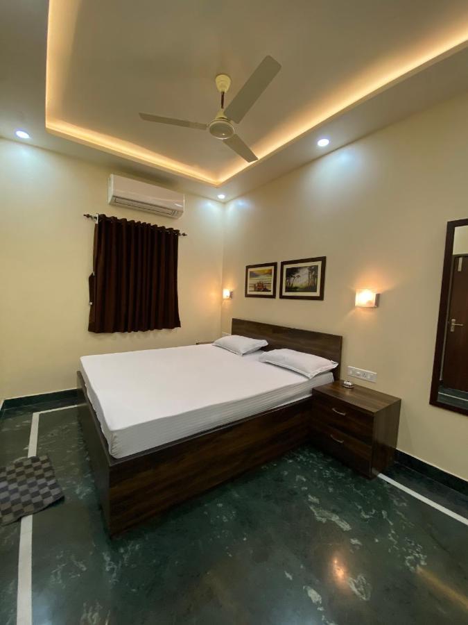 Shivam Hotels Calcutta Eksteriør billede